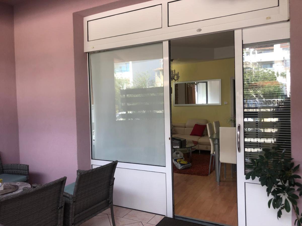 Apartman Toni Lägenhet Makarska Exteriör bild