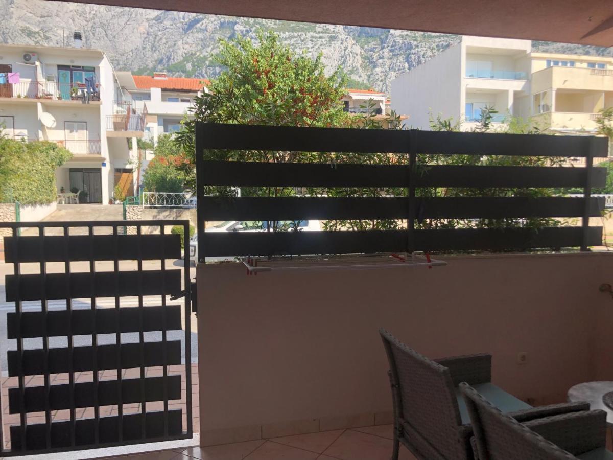 Apartman Toni Lägenhet Makarska Exteriör bild