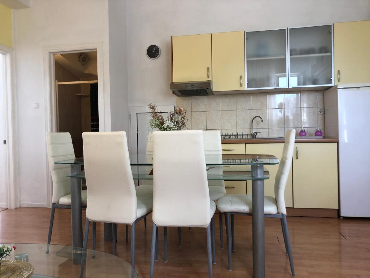 Apartman Toni Lägenhet Makarska Exteriör bild
